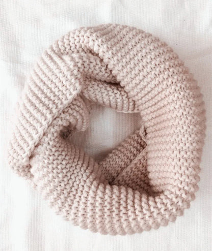 Women's elegant wool round scarf
