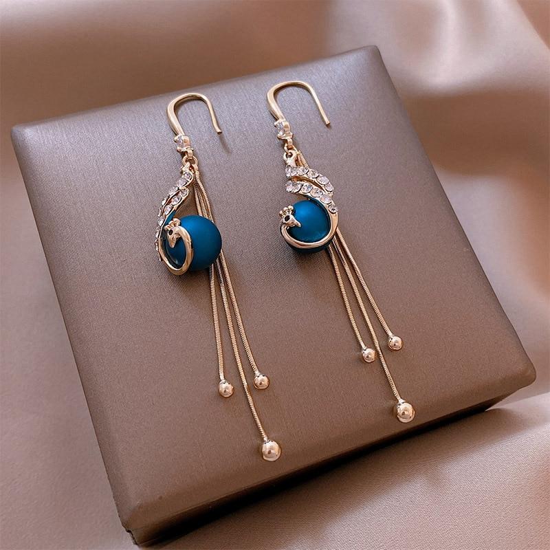 Elegant blue pearl drop earrings