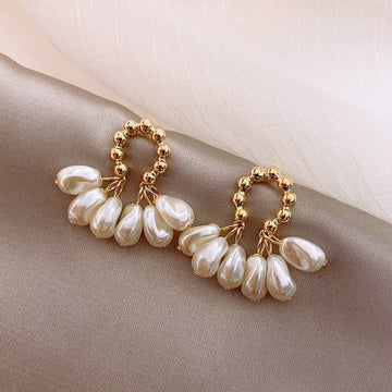 Elegant baroque drop earrings