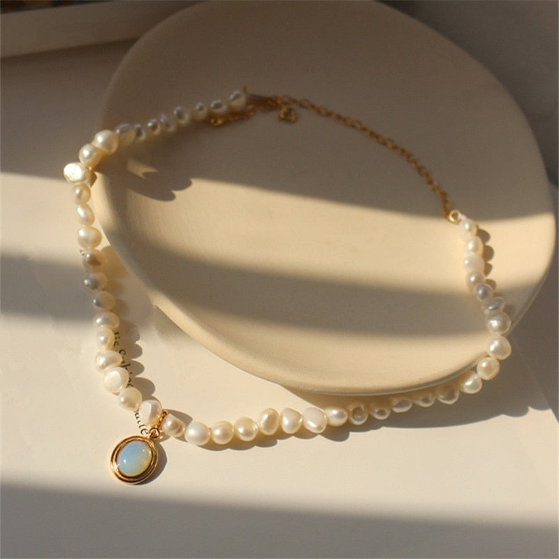 Radiant moonstone pearl pendant