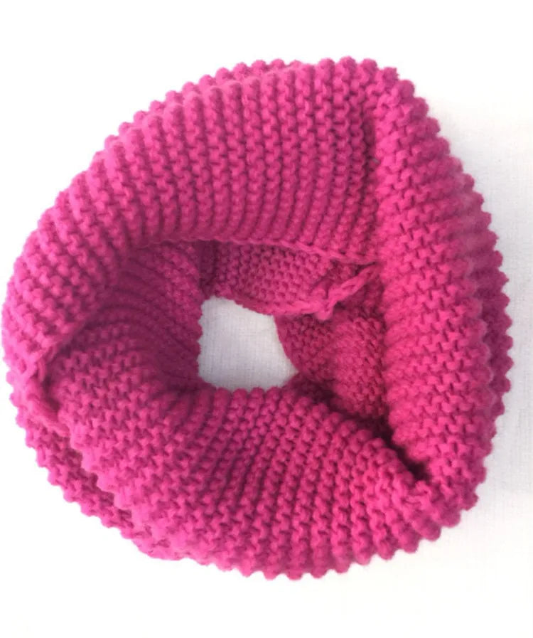 Women's elegant wool round scarf