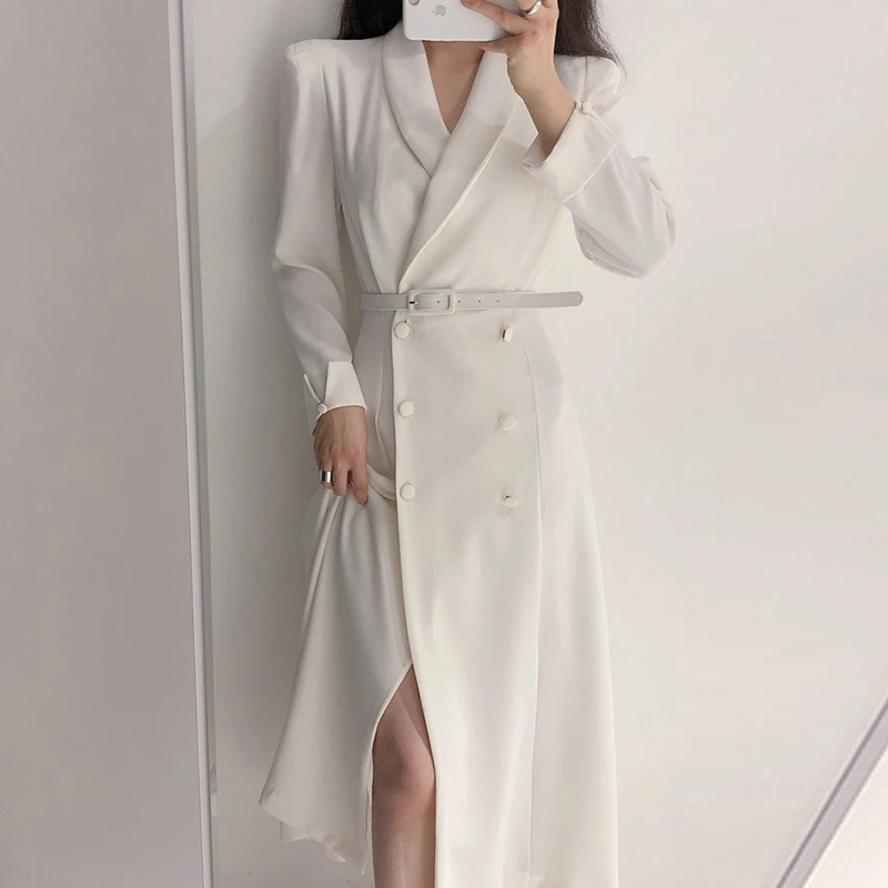 Women’s Trench Coat – Tailored Fit – Double Breasted – Belted Long Wool Blend