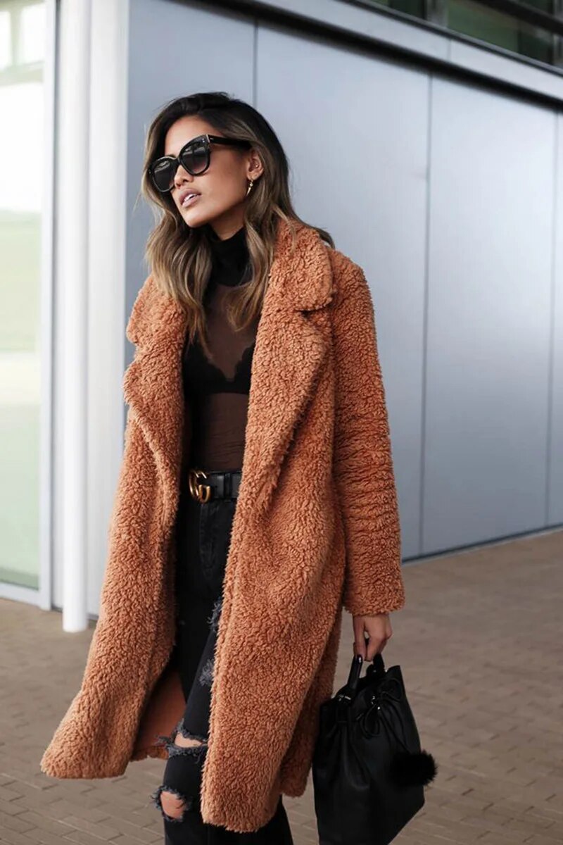 Trendy knee-length coat for women