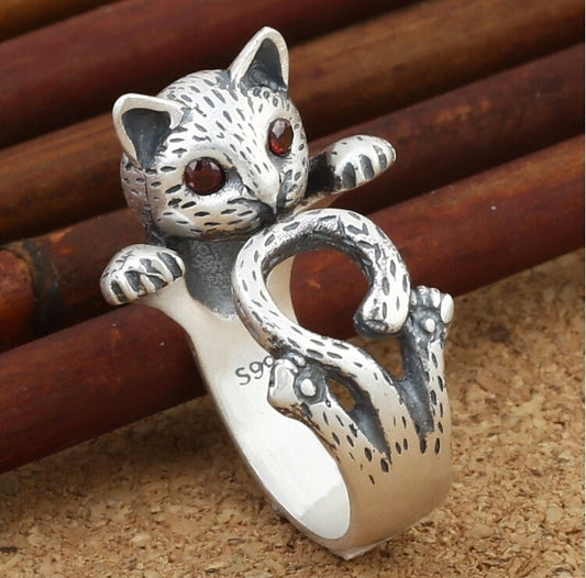 Adjustable Playful Cat Ring