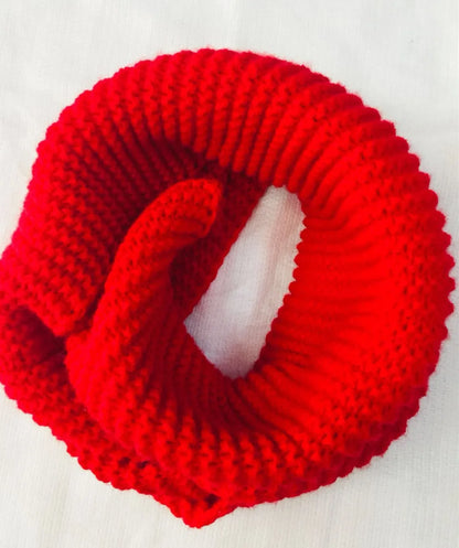 Women's elegant wool round scarf