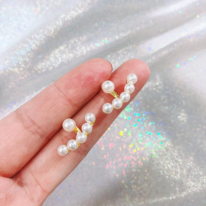 Vanessa - pearl stud earrings