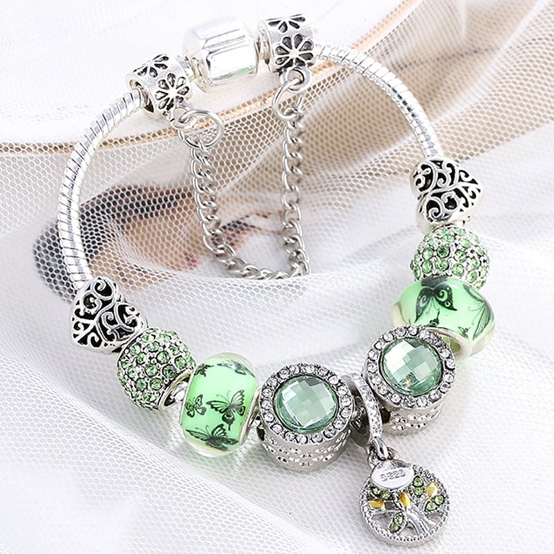 Elegant green crystal bracelet