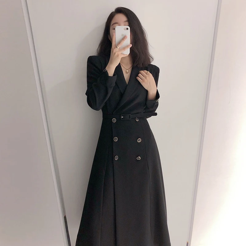 Women’s Trench Coat – Tailored Fit – Double Breasted – Belted Long Wool Blend
