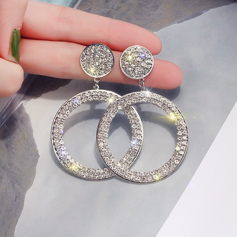 Elegant zirconia drop earrings