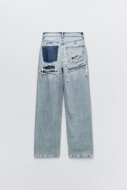 Women's trendsetting viral baggy jeans