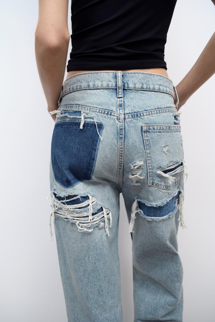 Women's trendsetting viral baggy jeans