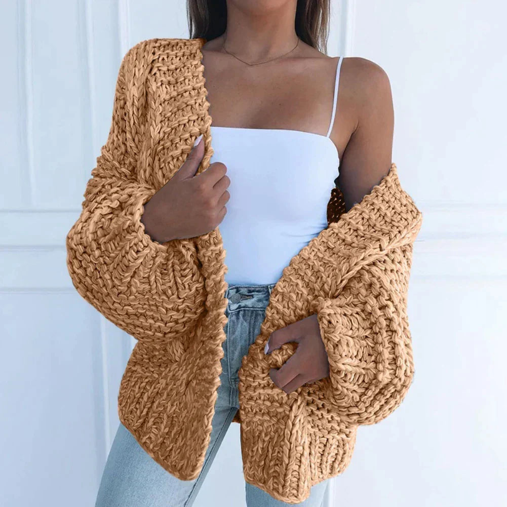 Women's knitted mohair cardigan for casual wear