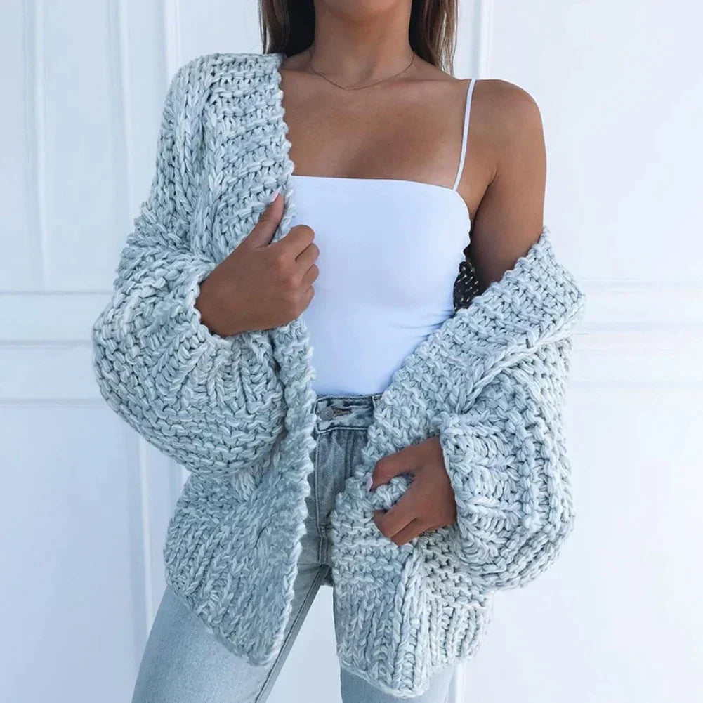 Women's knitted mohair cardigan for casual wear