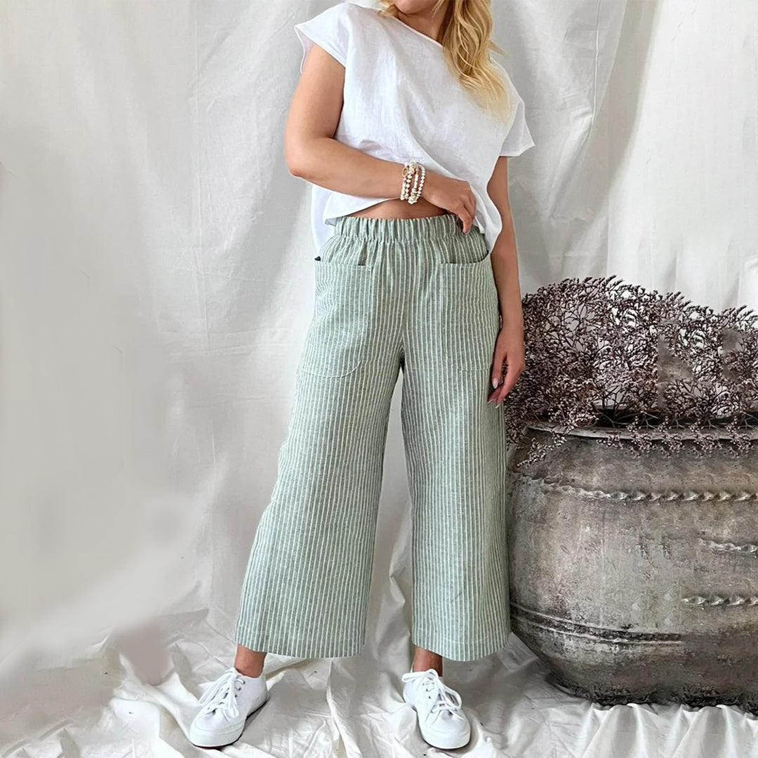 Women's Wide-Leg Pants - Elastic Waist - Relaxed Fit - With Pockets