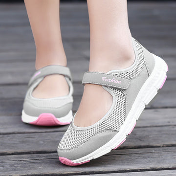 Women's casual lightweight mesh shoes