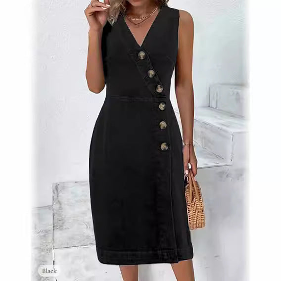 Bethany - Midi Dress with V-neck and Button detail