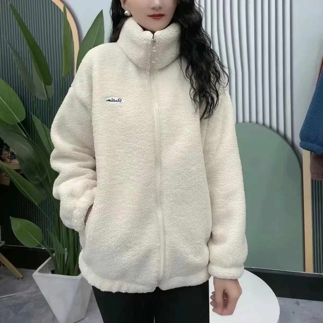 Women’s loose fit teddy jacket with drop shoulder