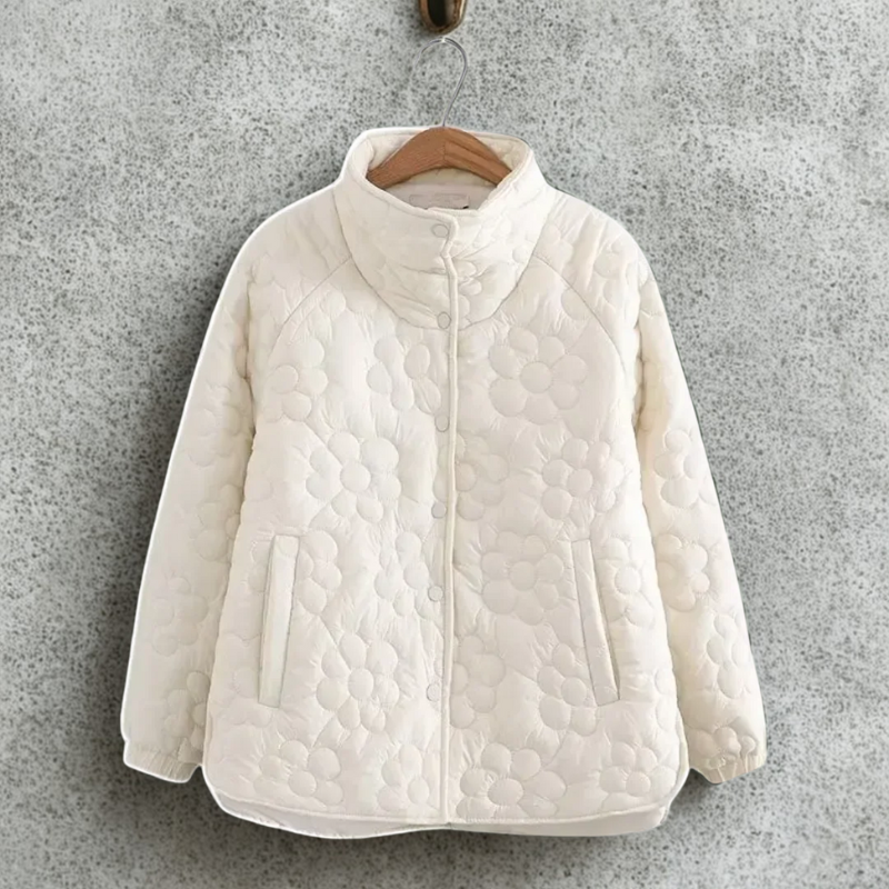 Women’s Jacket - Quilted Fabric - Relaxed Fit - Hip Length - Snap Button Closure