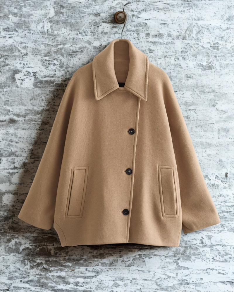 Women’s Coat - Wool Blend - Loose Fit - Short Length - Notched Lapel Collar
