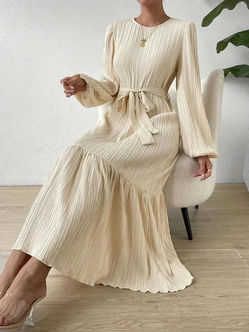 Women's lantern sleeve belted dress