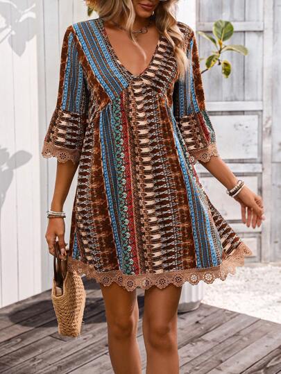 Women’s Casual Dress – A-Line Fit – V-Neck Boho Print – Lace Trim – 3/4 Sleeve