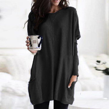 Women's long plain sweater with pockets and long sleeves