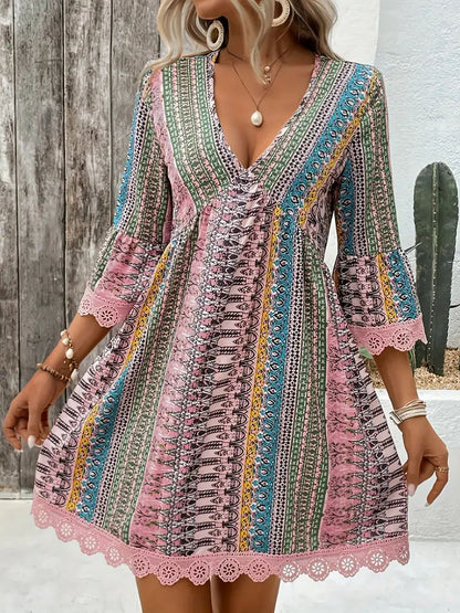 Women’s Casual Dress – A-Line Fit – V-Neck Boho Print – Lace Trim – 3/4 Sleeve