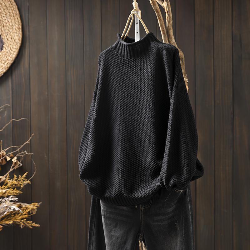 Women's knitted turtleneck sweater