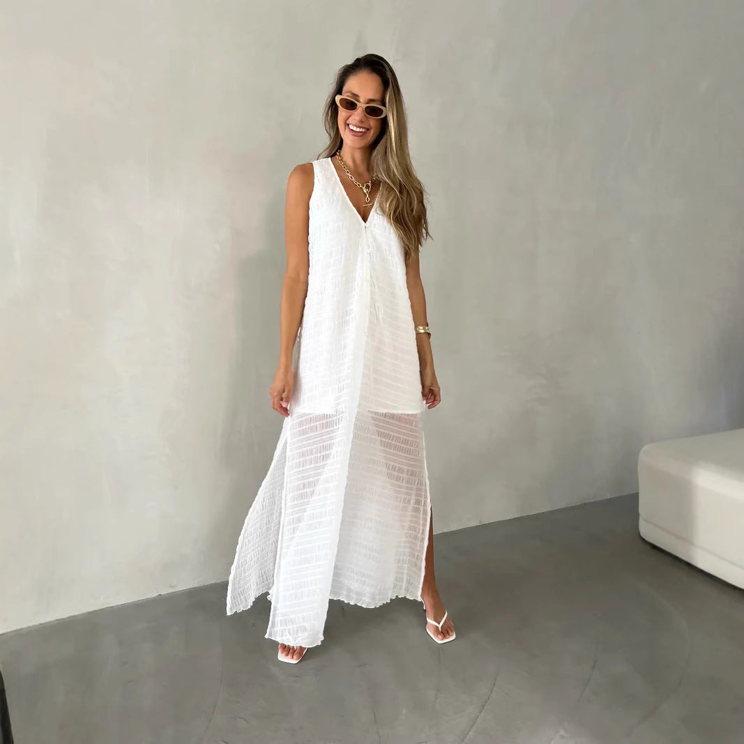 Women’s Long Dress – Lace Fabric – Sleeveless V-Neck – Flowy Fit with Front Slit