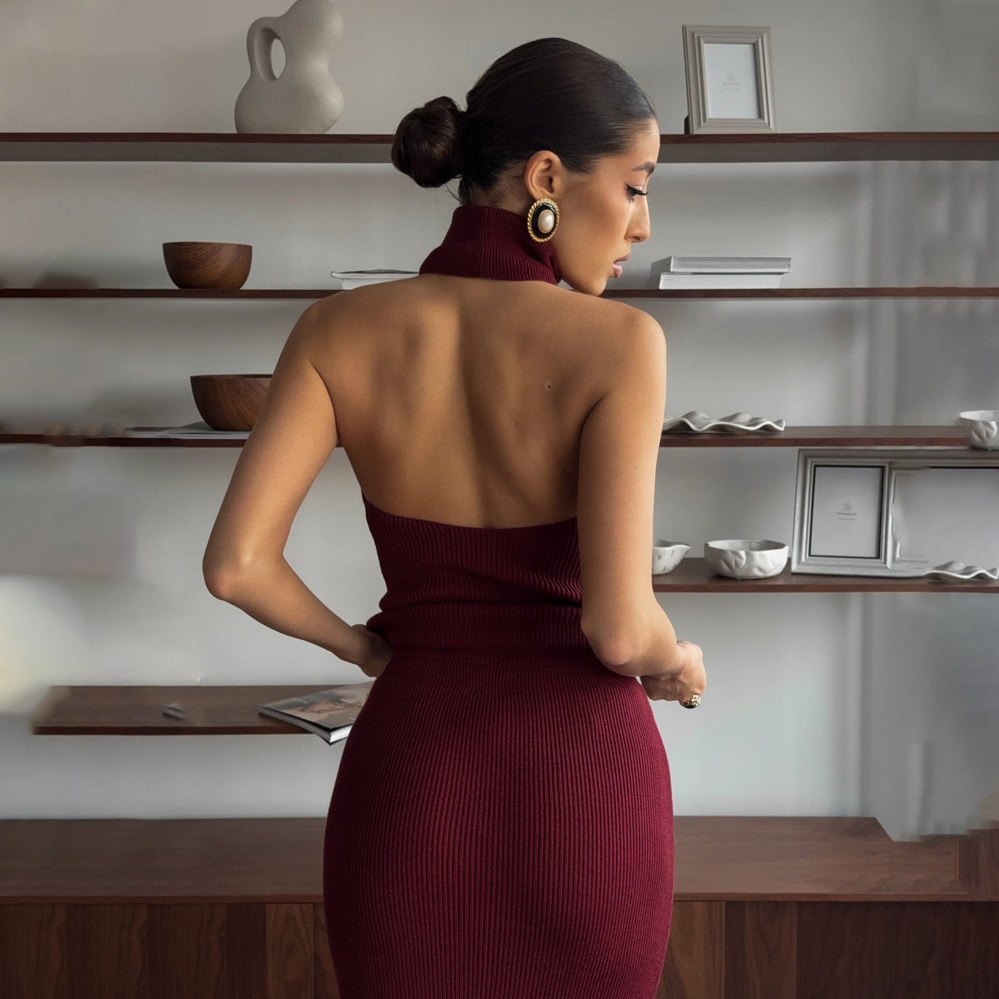 Women’s Midi Dress – Ribbed Knit – Slim Fit – High-Neck Halter – Backless – Sleeveless