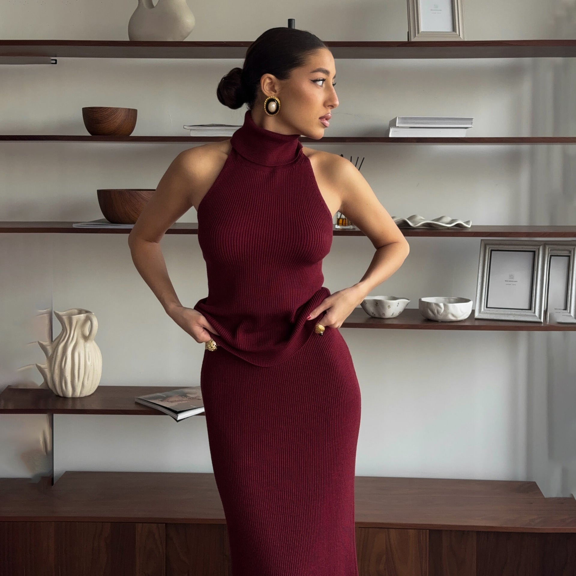 Ribbed Knit Slim Fit Midi Dress