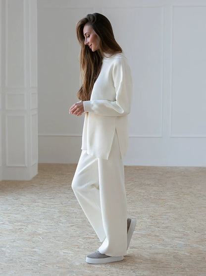 Women’s Two-Piece Knit Set – Relaxed Fit Sweater with Side Slits – Wide-Leg Pants