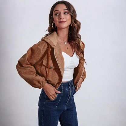 Modern short jacket for women with zip closure