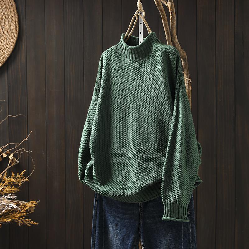 Women's knitted turtleneck sweater