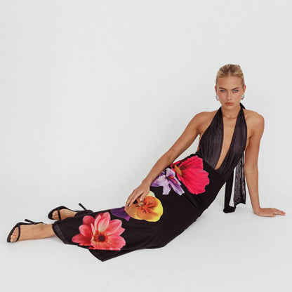 Women’s Maxi Dress – Slim Fit – Mesh Halter Neck – Deep V-Neck – Floral Print Elegance