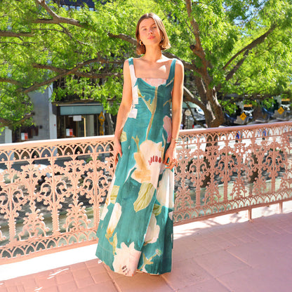 Women’s Maxi Dress – Cotton Blend – A-Line Fit – Sleeveless – Square Neck – Floral Print