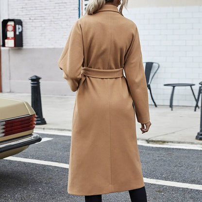 Women’s Wool Coat – Double-Breasted – Mid-Length – Relaxed Fit – Notched Lapel