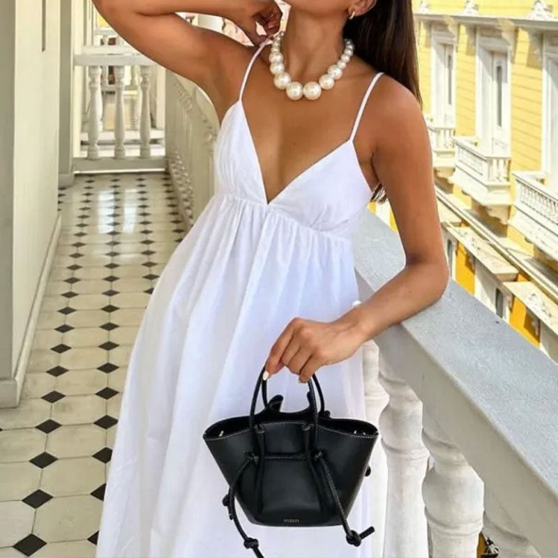 Women’s Maxi Dress – Lightweight Cotton Blend – V-Neck – Spaghetti Straps – Open Back