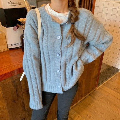 Women’s Cardigan – Knitted - Relaxed Fit – Cable Stitch – Button Front Layer