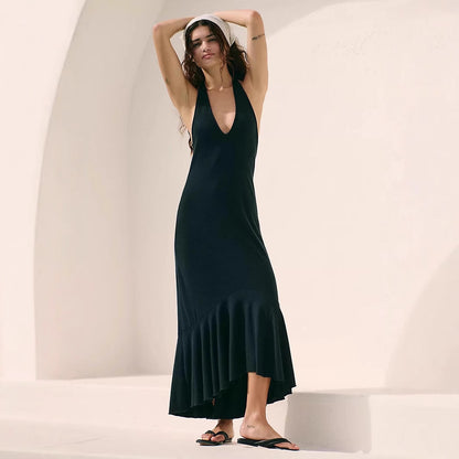 Women’s Maxi Dress – Flowy Fit – Pleated Skirt – Halter V-Neck – Lightweight Fabric