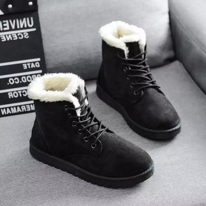 Women’s High-Top Suede Boots - Faux Fur Lining - Lace-Up - Flat Rubber Sole