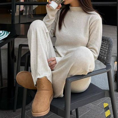 Women’s Two-Piece Lounge Set – Waffle Knit – Relaxed Fit – Mock Neck – Wide Leg Pants