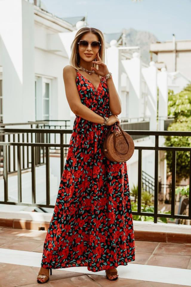 Lanie - V-neck bohemian dress with spaghetti straps and print