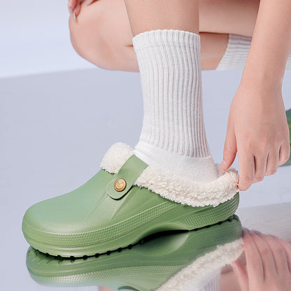 Women’s Clogs – Fleece Lined – Wide Fit – Water-Resistant – Textured Sole – Slip-On