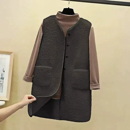 Women’s Longline Vest – Plush Fleece – Relaxed Fit – Open Front with Patch Pockets