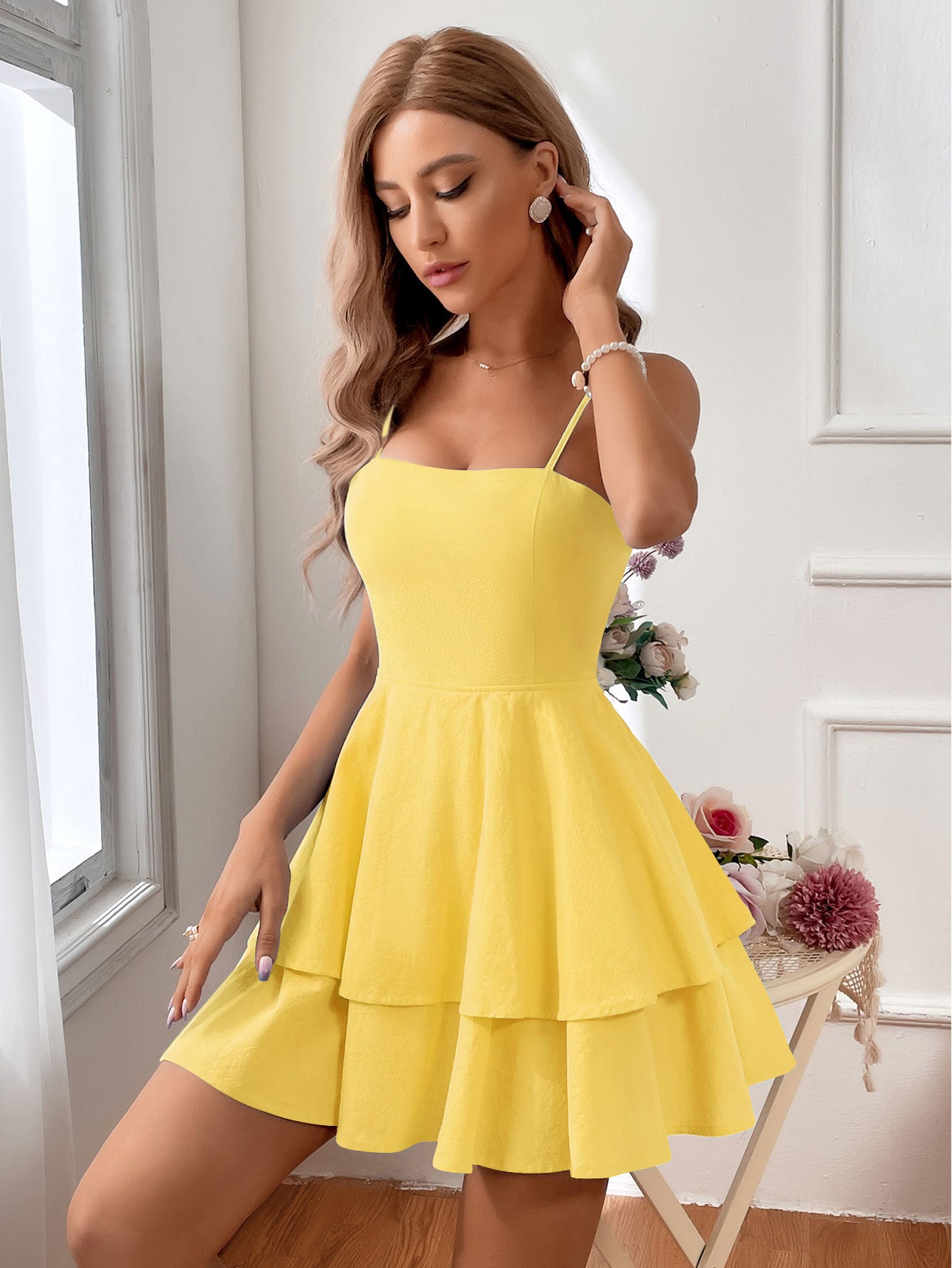 Women’s Sleeveless Mini Dress – Fitted Bodice – Tiered Flared Skirt – Spaghetti Straps – Backless