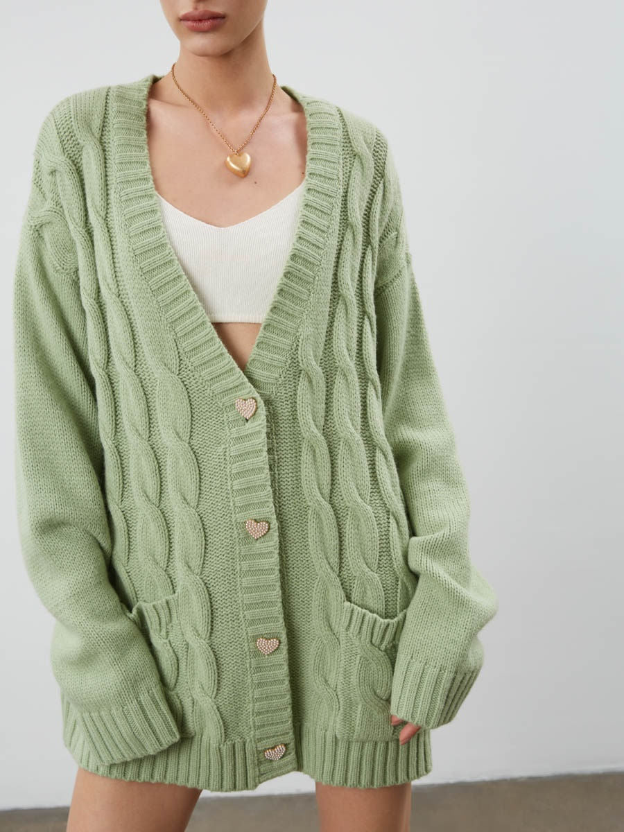 Women’s Cardigan – Oversized Fit – Chunky Cable Knit – Heart Buttons – Front Pockets
