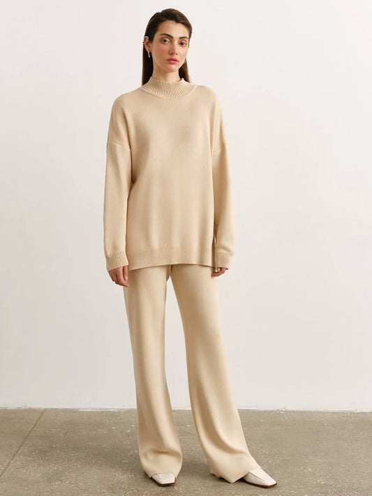 Relaxed Fit Two-Piece Knit Set 
