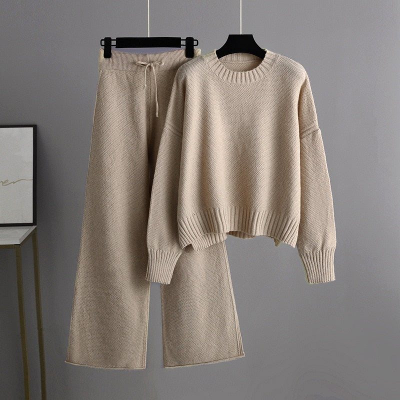 Women's loose knit sweater and wide-leg pants two-piece set