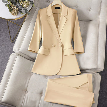 Women's three-quarter sleeve formal blazer and trouser set